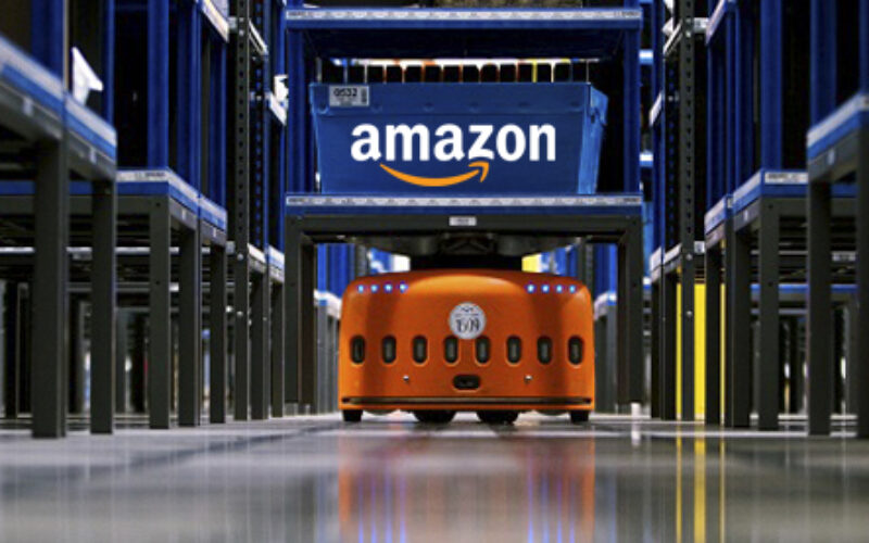 Amazon emplea robots y alivia el trabajo de sus empleados