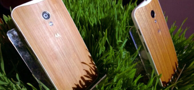 Motorola lanzara dos versiones del Moto X elaboradas con madera