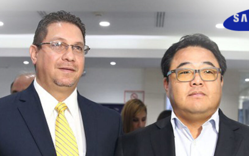 Samsung Electronics inauguro tienda en Panama