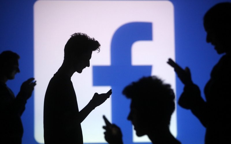 Facebook en la mira por transferencia de datos personales