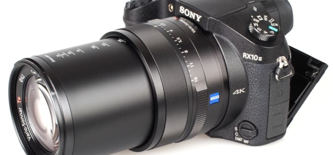 Sony presenta tres videocámaras y el nuevomodelo insigne Cyber-shot® RX10