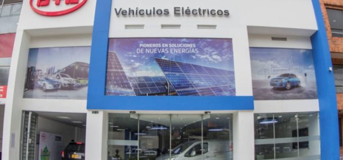 Bogotá tiene primer concesionario 100% eléctrico en Latinoamérica