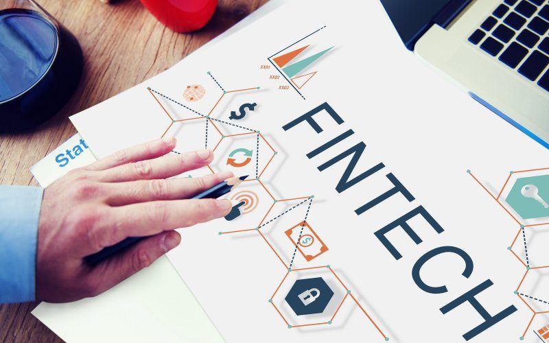 Atos refuerza su Programa Global de Socios FinTech