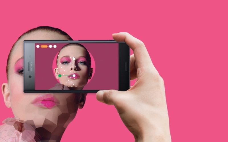 “Escanea tu mejor versión” lo nuevo de Sony Mobile junto a Dior