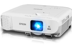 Epson obtiene cuatro premios en el informe anual de proyectores para la educación