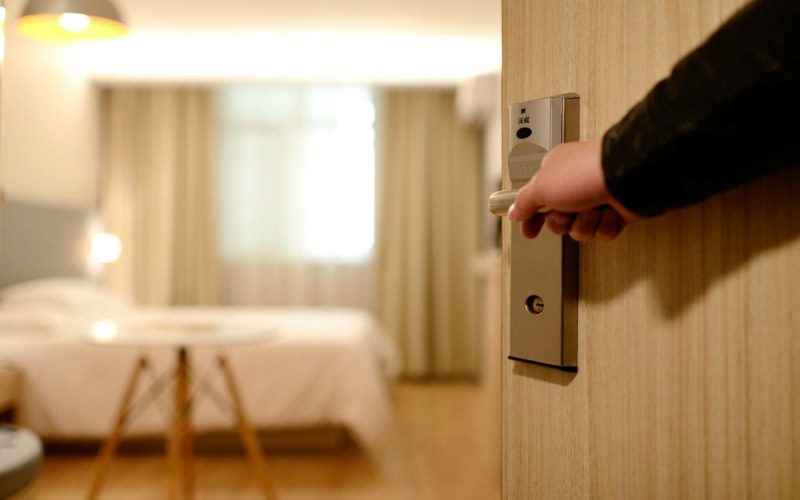 Tecnología para mejorar el relacionamiento con los huéspedes en los hoteles