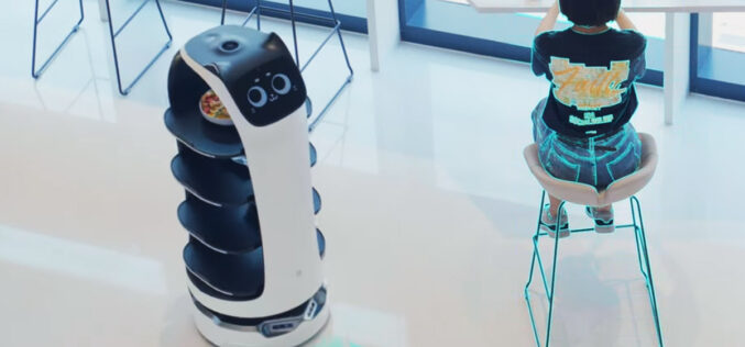 Conoce a BellaBot: el robot mozo que lanza maullidos presentado en CES 2020