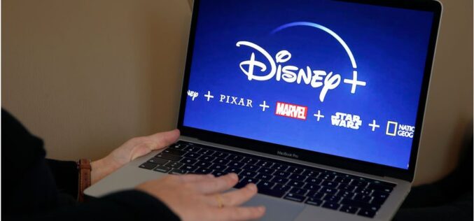 Un nuevo engaño en Facebook suplanta la identidad de Disney+