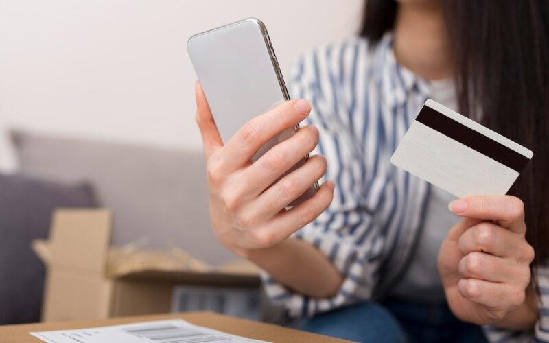 ¿Compras online para vacaciones?: aquí van algunos tips para hacer compras seguras